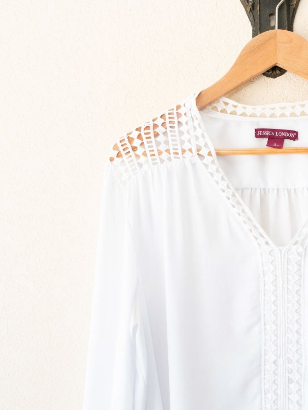 Jessica London Blouse Womens 18 White Lace Trim V Neck Long Sleeve Plus Size - Picture 5 of 16